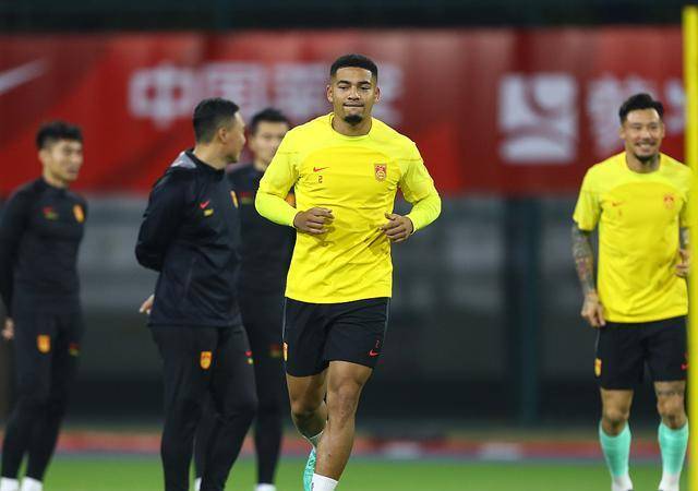 U8-赛前体能课后，葡萄牙国家队复出首秀备战世预赛，管理层满意，医务组通报恢复的简单介绍