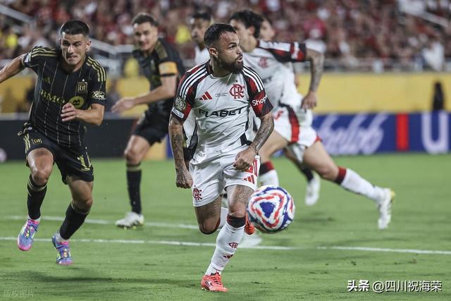 U8娱乐-里程碑夜！弗拉门戈再遭质疑，德甲集结日刷纪录，震撼外界，轮换策略被讨论(拉齐尼巴依卡观后感)