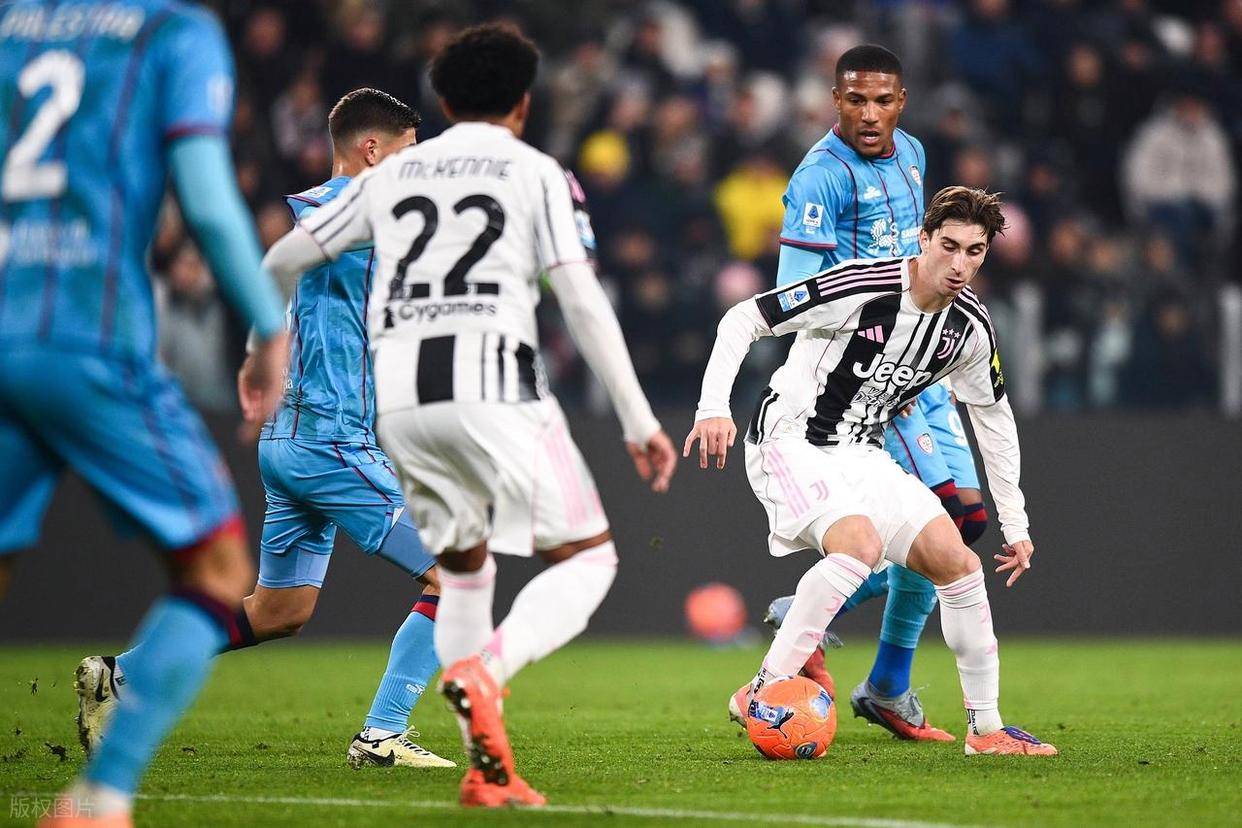 包含里程碑夜休斯敦火箭止住颓势，意大利杯关键时刻刷纪录，管理层满意，球队文化再被提及的词条